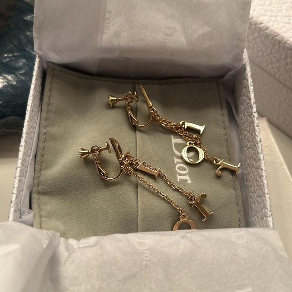 Vintage Dior Earrings - Picture 6 of 12